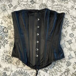 MEANA STYLES Black Faux Leather Hook Front Boned Corset Size 24”